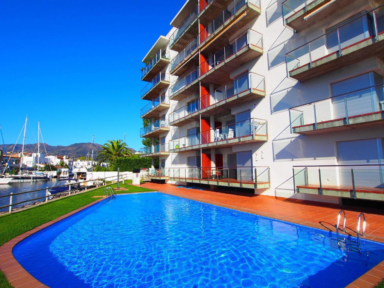 Apartment Cap Mestral By Interhome Roses Exterior photo